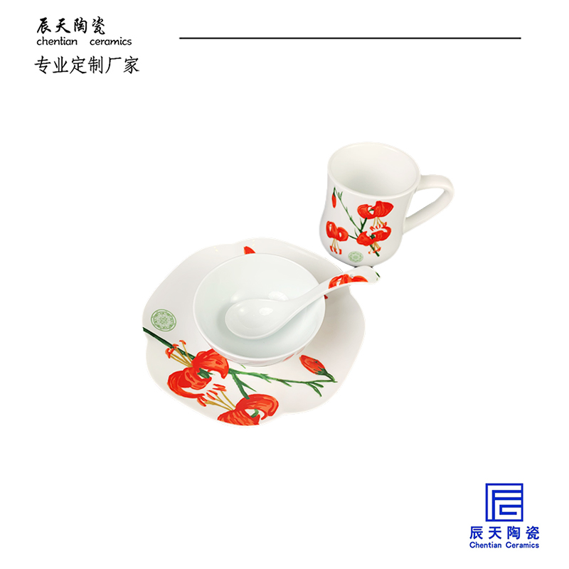 <b>客戶(hù)定制 小清新花朵陶瓷碗盤(pán)套裝</b>
